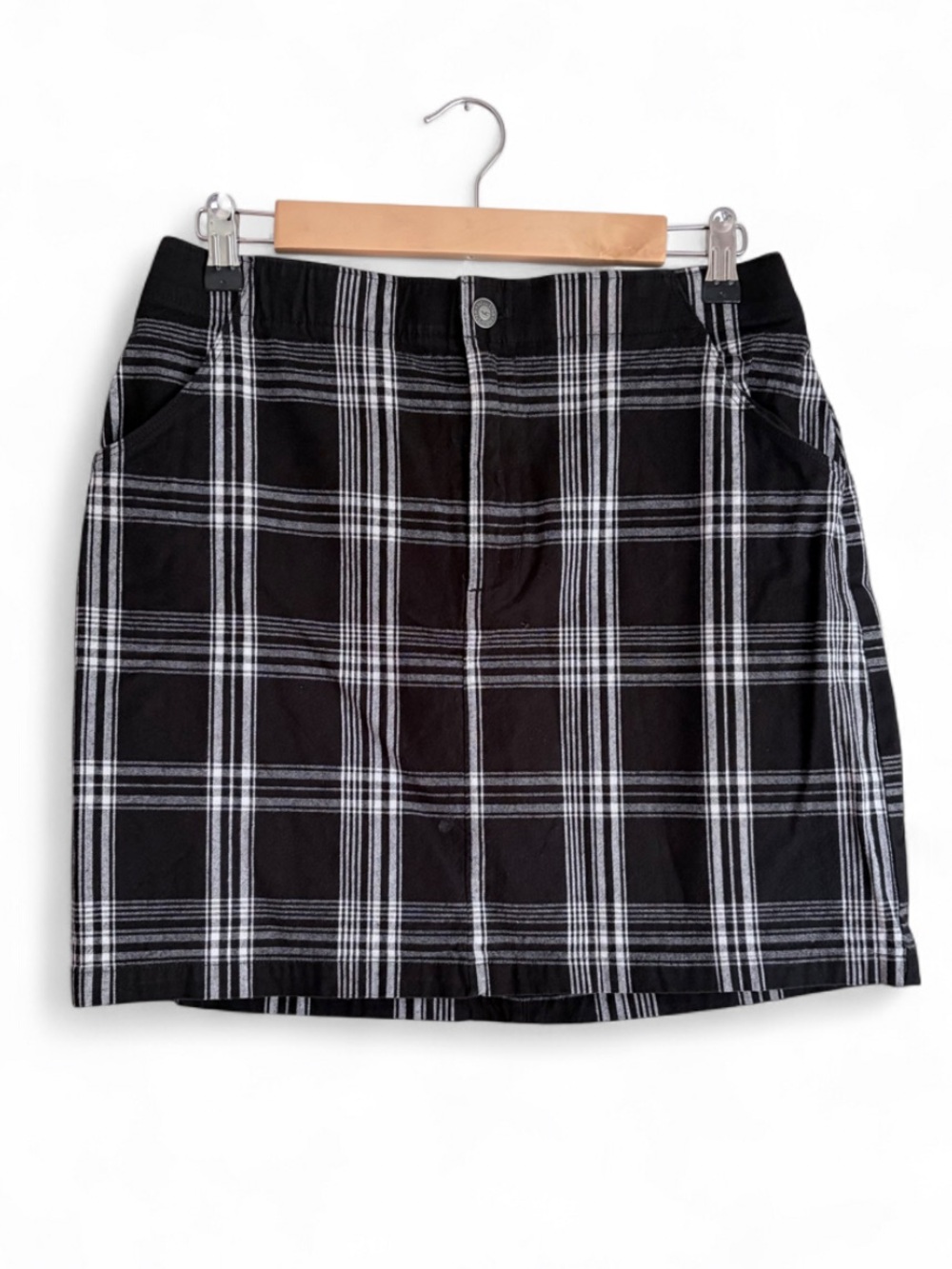 Hollister Black and White Plaid Ultra High Rise Mini Skirt Size M